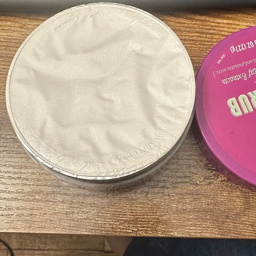 TRADER JOES Brazil Nut Body Scrub - Picture 2 of 2